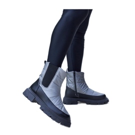 Bottes de neige isolées grises