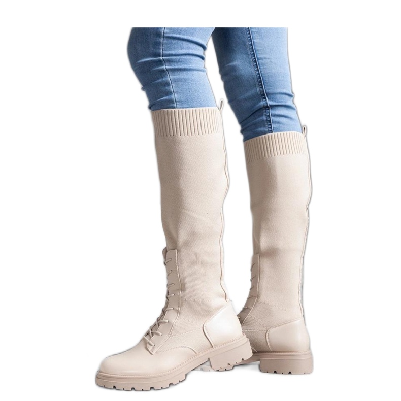 Bottines à enfiler beiges avec tige en tissu souple