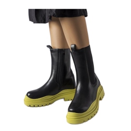 Bottines noires à semelle colorée