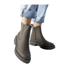 Bottes en caoutchouc vertes et bottines pour femmes
