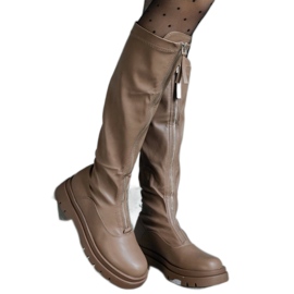 Bottines marron en éco-cuir à talon plat ornées d'une fermeture éclair brun