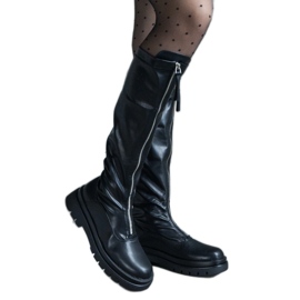 Bottines noires en éco-cuir à talon plat ornées d'une fermeture éclair le noir