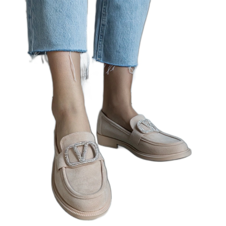 Mocassins beiges ornés de strass
