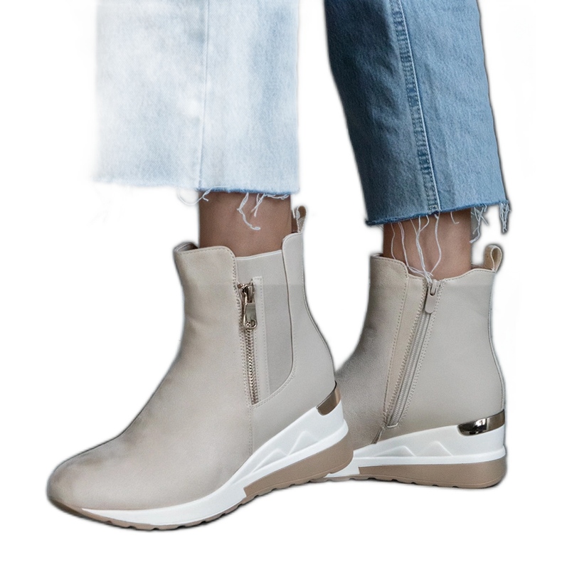 Bottines de sport beiges à semelles compensées