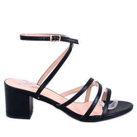Sandales à talons noires