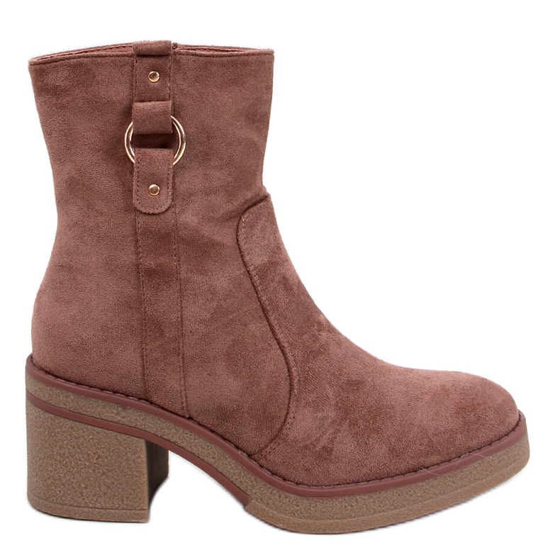 Bottes de femmes isolées avec de la fourrure beige-khaki