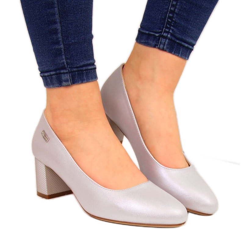 Pompes sur le poste de sergio Leone Beige-Perła Pompes sur le poste de sergio Leone Beige-Perła