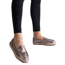 Espadrilles de glissement brun sur la plate-forme