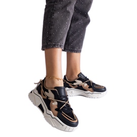 Baskets noires ornées d'un cordon en zircon