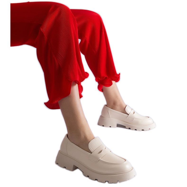 Mocassins beiges pour femmes en cuir écologique