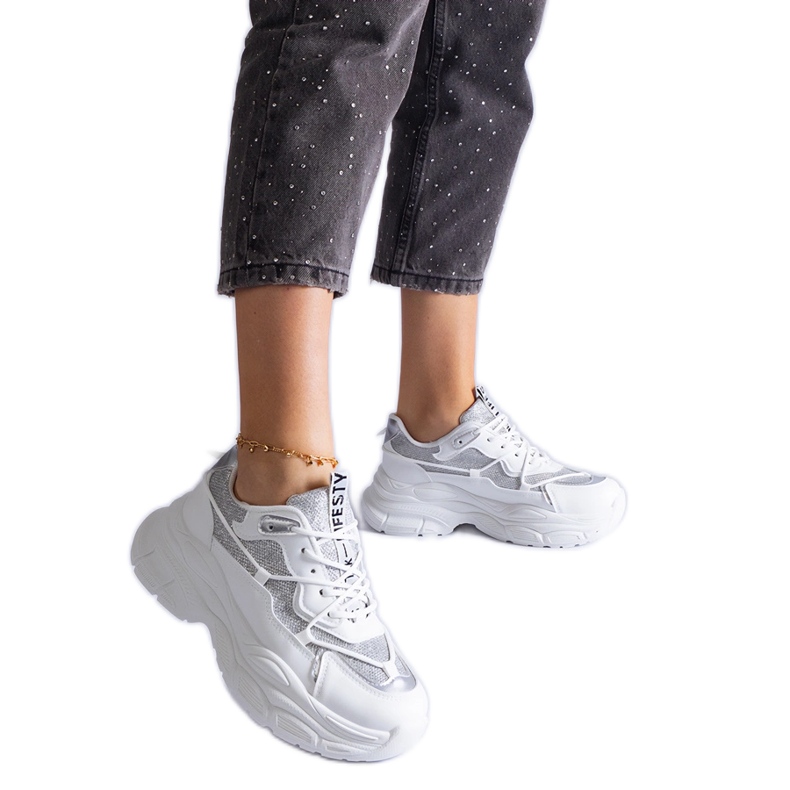 Baskets blanches avec empiècements pailletés