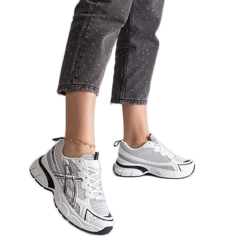 Baskets de sport noires pour femmes blanche Baskets de sport noires pour femmes blanche