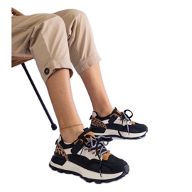 Baskets noires ornées d'un motif animalier le noir Baskets noires ornées d'un motif animalier le noir