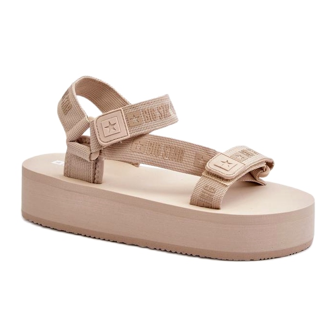 Sandales féminines sur la plate-forme Big Star NN274A528 Beige