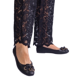 Ballerines noires décorées d'une fleur le noir