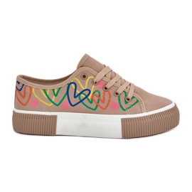Sneakers pour femmes dans des coeurs sombres beige