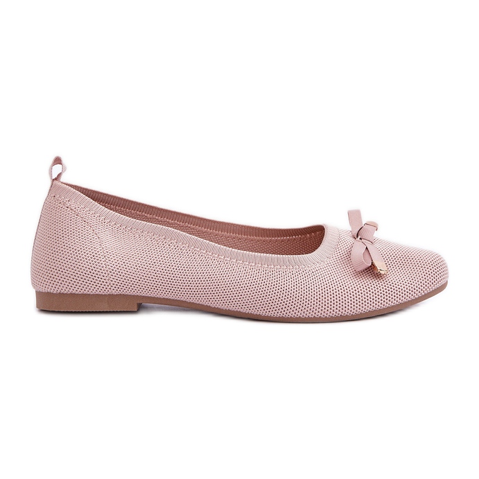 Ballerines en filet avec un arc rose