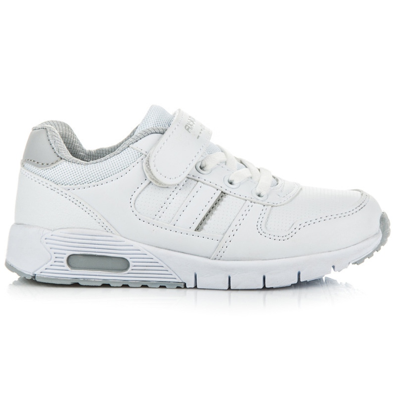 Ax Boxing Chaussures sur les fixations et les navets blanche