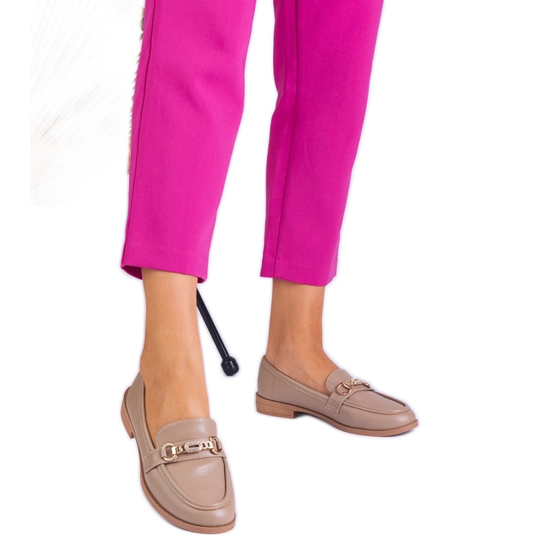 Mocassins bruns pour femmes avec décoration et zircons