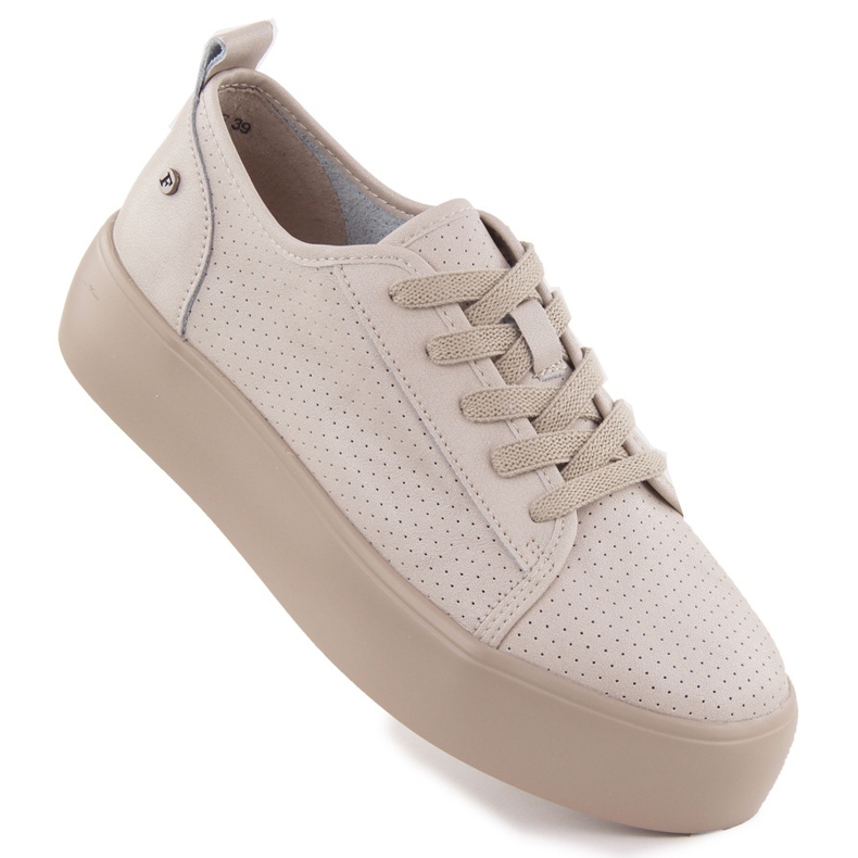 Filippo Chaussures en cuir pour femmes. beige
