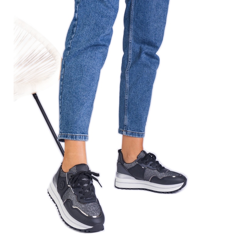 Baskets pour femmes noires décorées de paillettes le noir