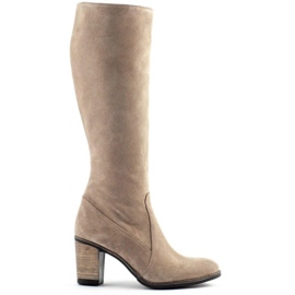 Olivier Bottes chaudes pour femmes sur un poteau beige