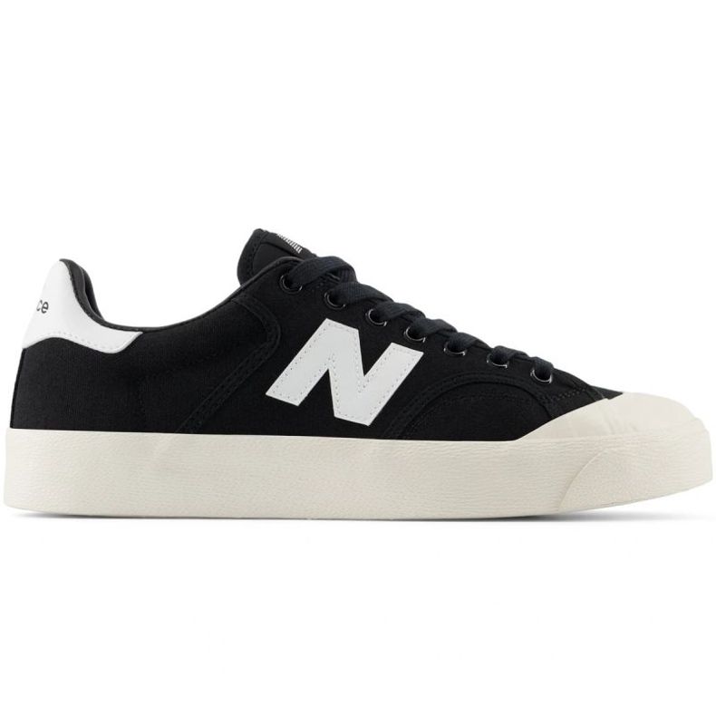 Chaussures de sport New Balance Unisexe BB100CVB Black le noir