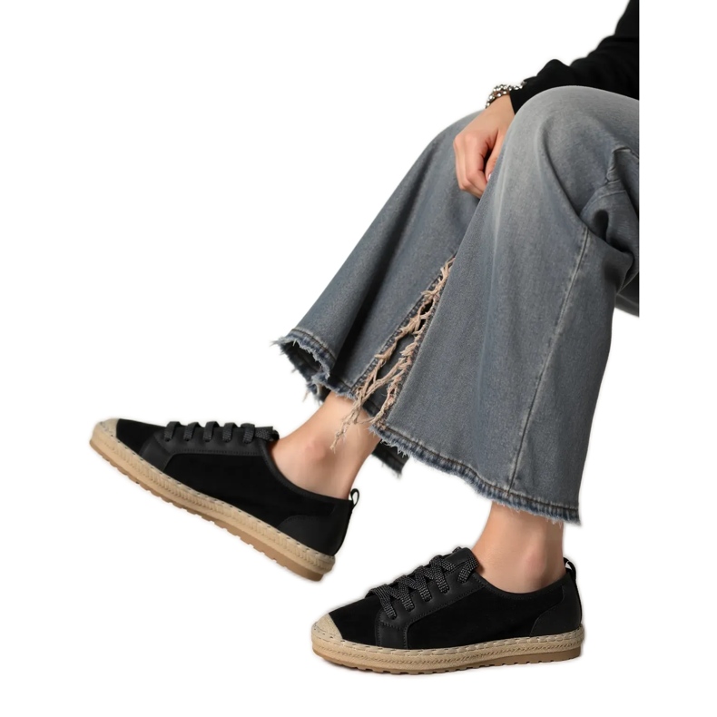 Espadrilles de femme en dentelle noire Espadrilles de femme en dentelle noire
