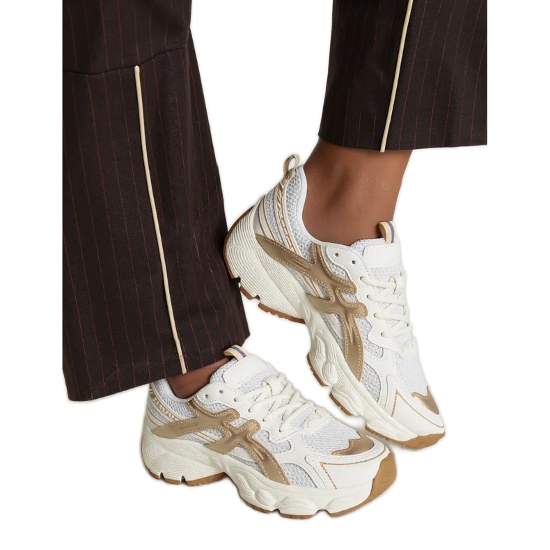 Baskets beige des femmes