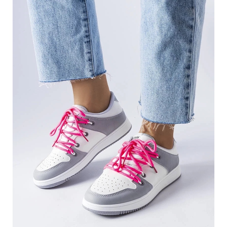 D/GMR Baskets rétro blanches Shari