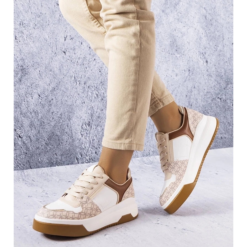 D/GMR Baskets marron décorées du monogramme Grandbois brun D/GMR Baskets marron décorées du monogramme Grandbois brun