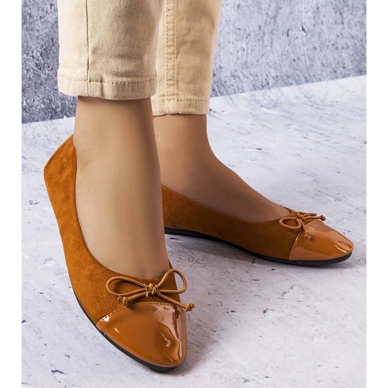 D/GMR Ballerines marron à bout verni de Simard