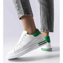 D/GMR Baskets blanches avec un accent vert de Davisson