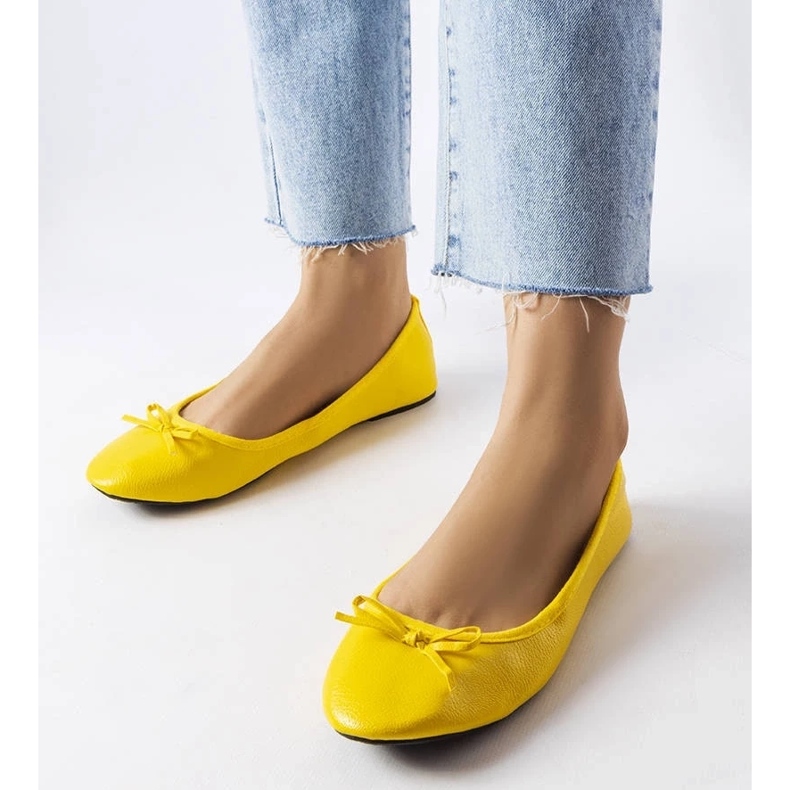 D/GMR Ballerines jaunes ornées d'un nœud Vaillancour