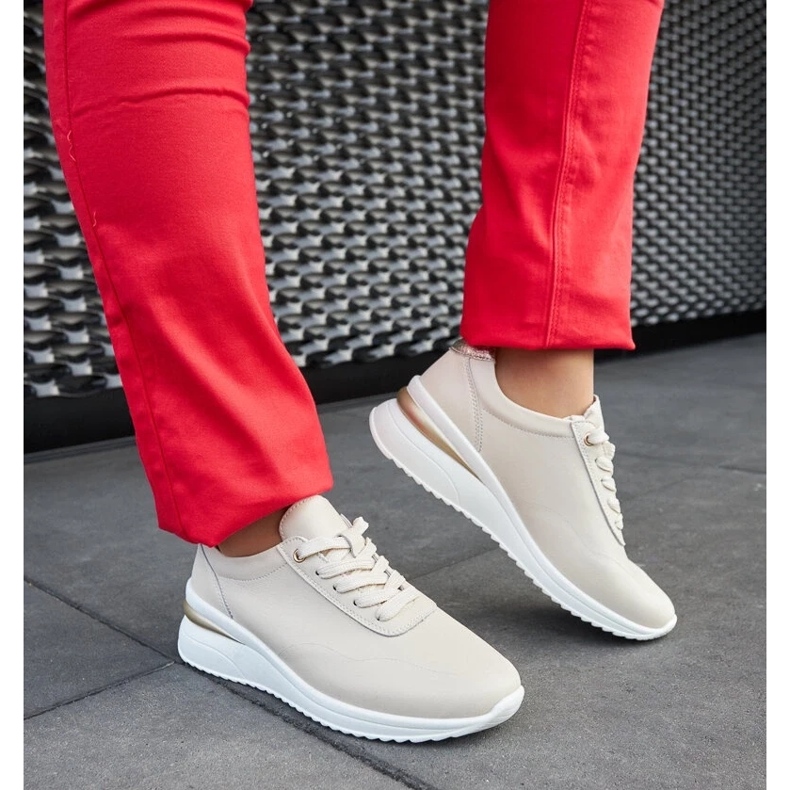 D/GMR Baskets compensées en cuir beige par Federico