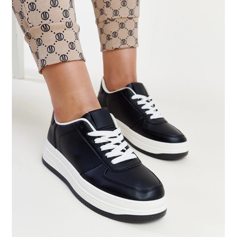 D/GMR Baskets noires sur la plateforme Cvita le noir