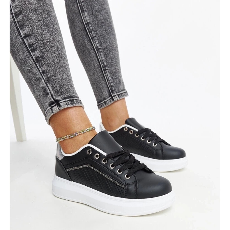 D/GMR Baskets noires avec strass décoratifs Perica le noir