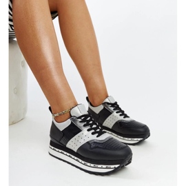 Baskets noires à semelle haute d'Askalua le noir Baskets noires à semelle haute d'Askalua le noir