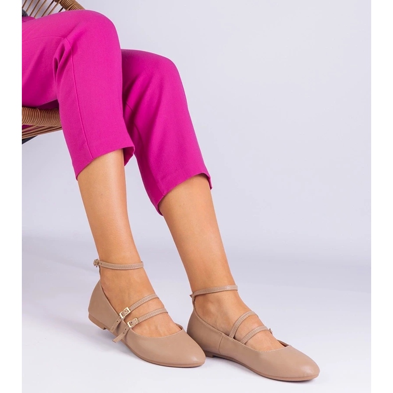 D/CEO Ballerines Eco-Pleather Beige avec boucles Vitoldora D/CEO Ballerines Eco-Pleather Beige avec boucles Vitoldora