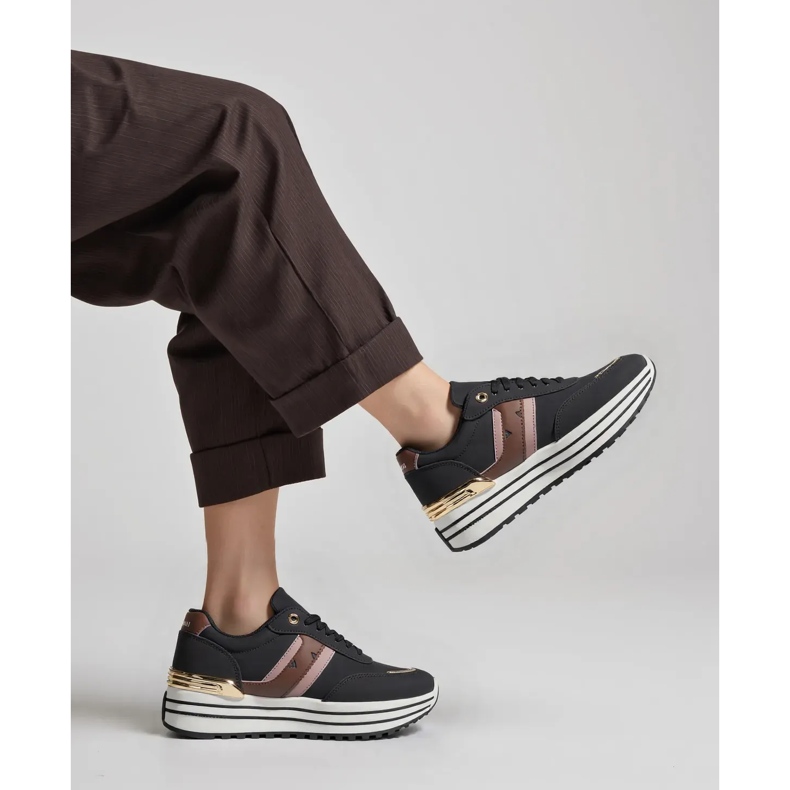 Baskets noires Veloxa pour femmes le noir