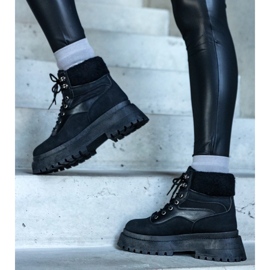 D/CEO Baskets noires à semelle épaisse et fourrure Best