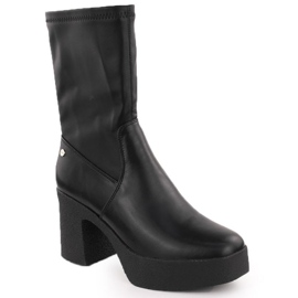 Bottes sur le poteau Goe dans MM2N4047 Int2056 le noir