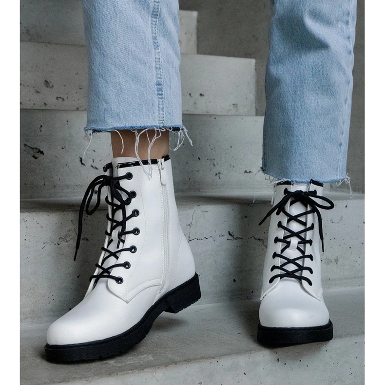D/CEO Bottes de travail isolées blanches en cuir écologique Veri