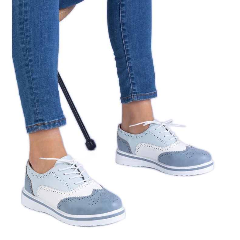 Chaussures bleues classiques oxford