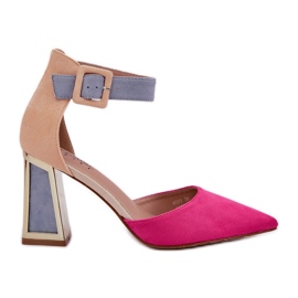 Sandales sur le poteau avec des orteils pointus fuchsia rose