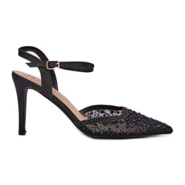 Talons hauts décorés avec un talon noir le noir