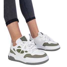Sneakers pour femmes vertes avec lacets massifs