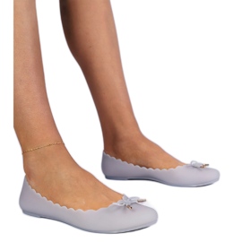 Ballerines grises meliki avec un arc