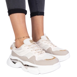 Baskets féminines beige décorées de paillettes