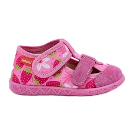 Slippers pour enfants pour les fraises roses
